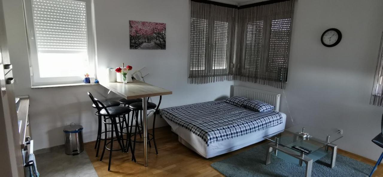 Apartment Daphnia Загреб Екстер'єр фото