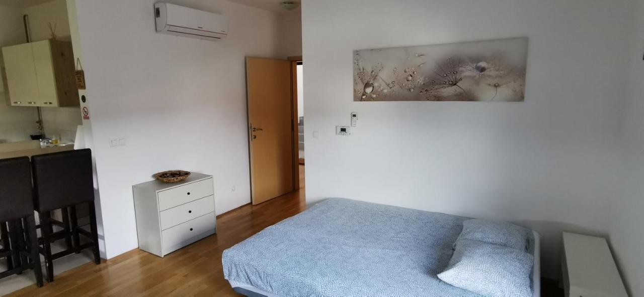 Apartment Daphnia Загреб Екстер'єр фото