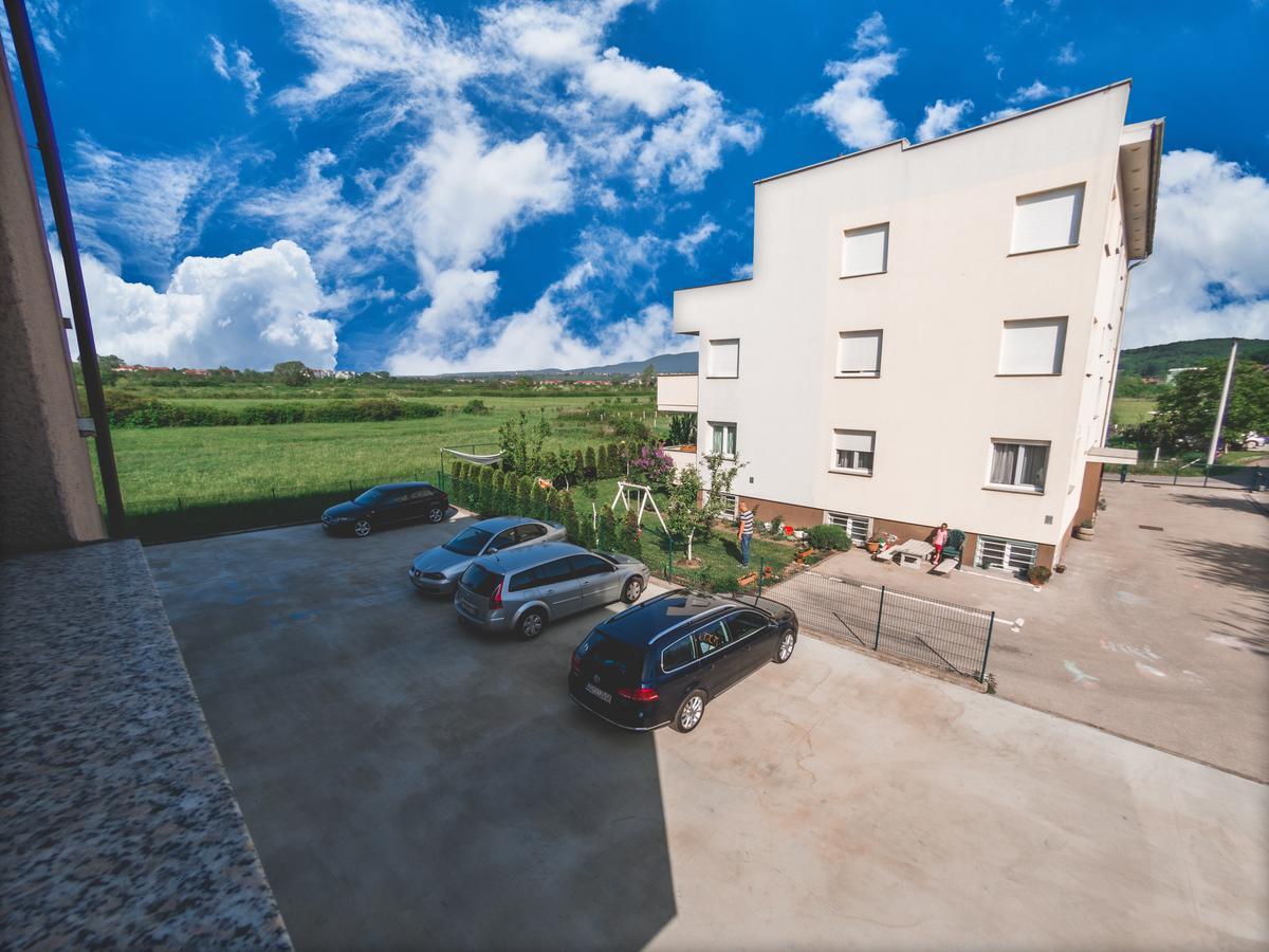 Apartment Daphnia Загреб Екстер'єр фото