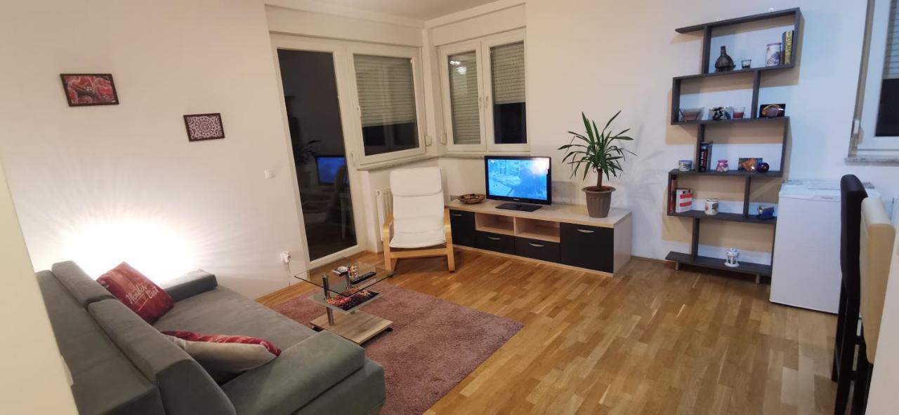 Apartment Daphnia Загреб Екстер'єр фото